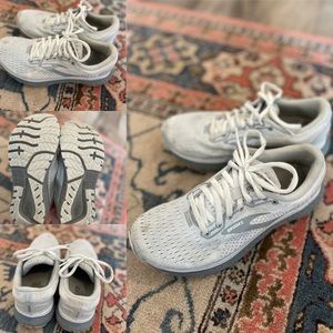 BROOKS GLYCERIN 18 *SOLD*